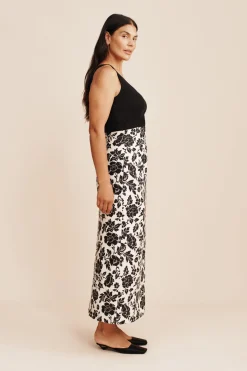 ROMEO SKIRT - NOIR BLOOM | POSSE New