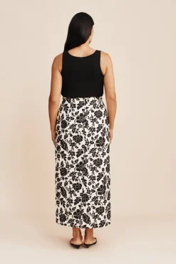 ROMEO SKIRT - NOIR BLOOM | POSSE New